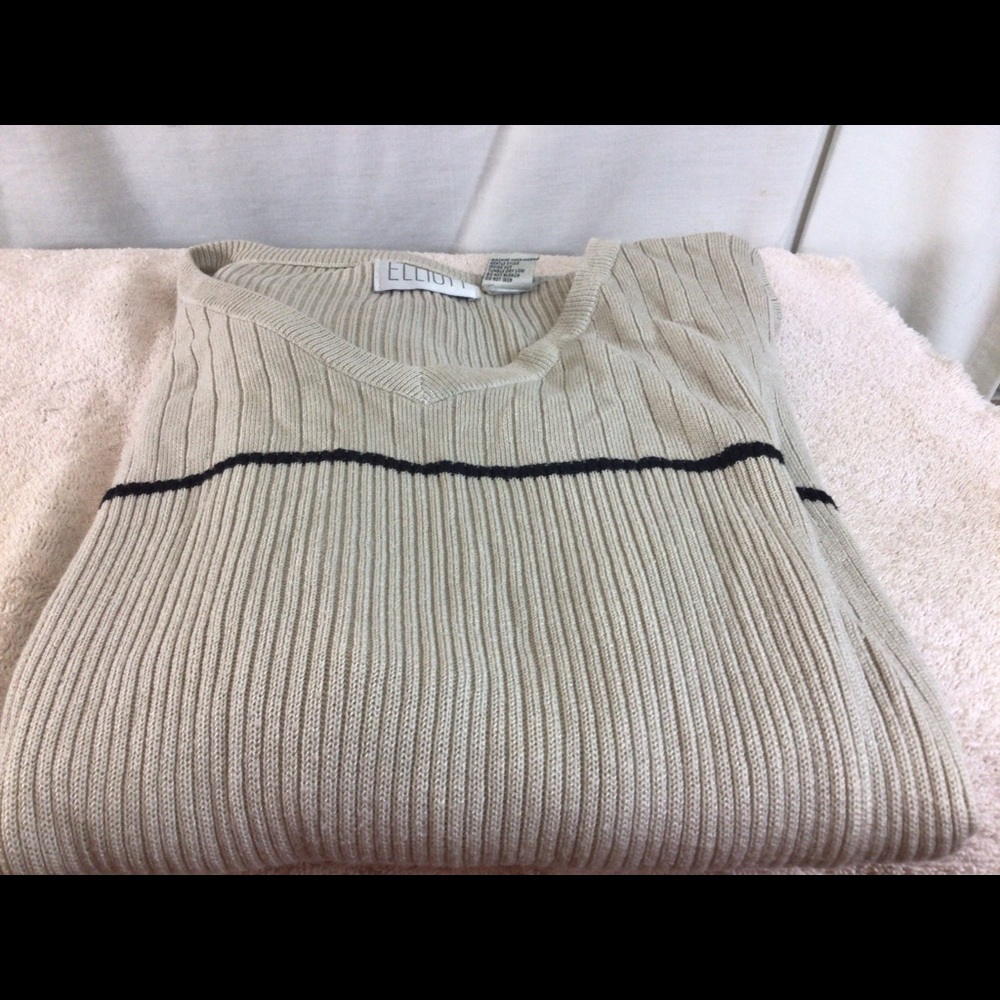 Woman’s Sz XL ELLIOTT Sleeveless Beige Sweater - Picture 7 of 10
